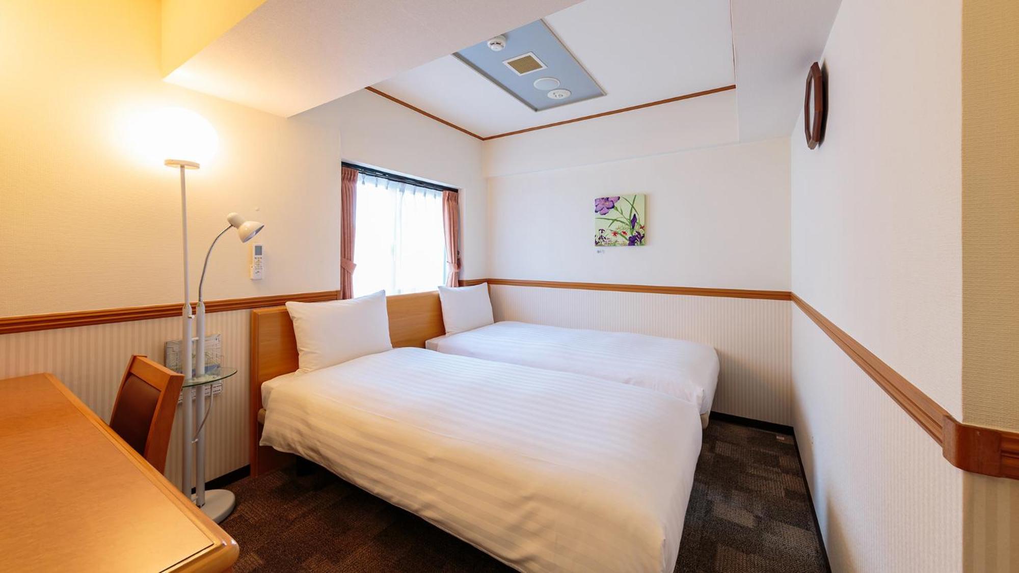 Toyoko Inn Tokyo Tozai-Sen Nishi-Kasai Exterior photo