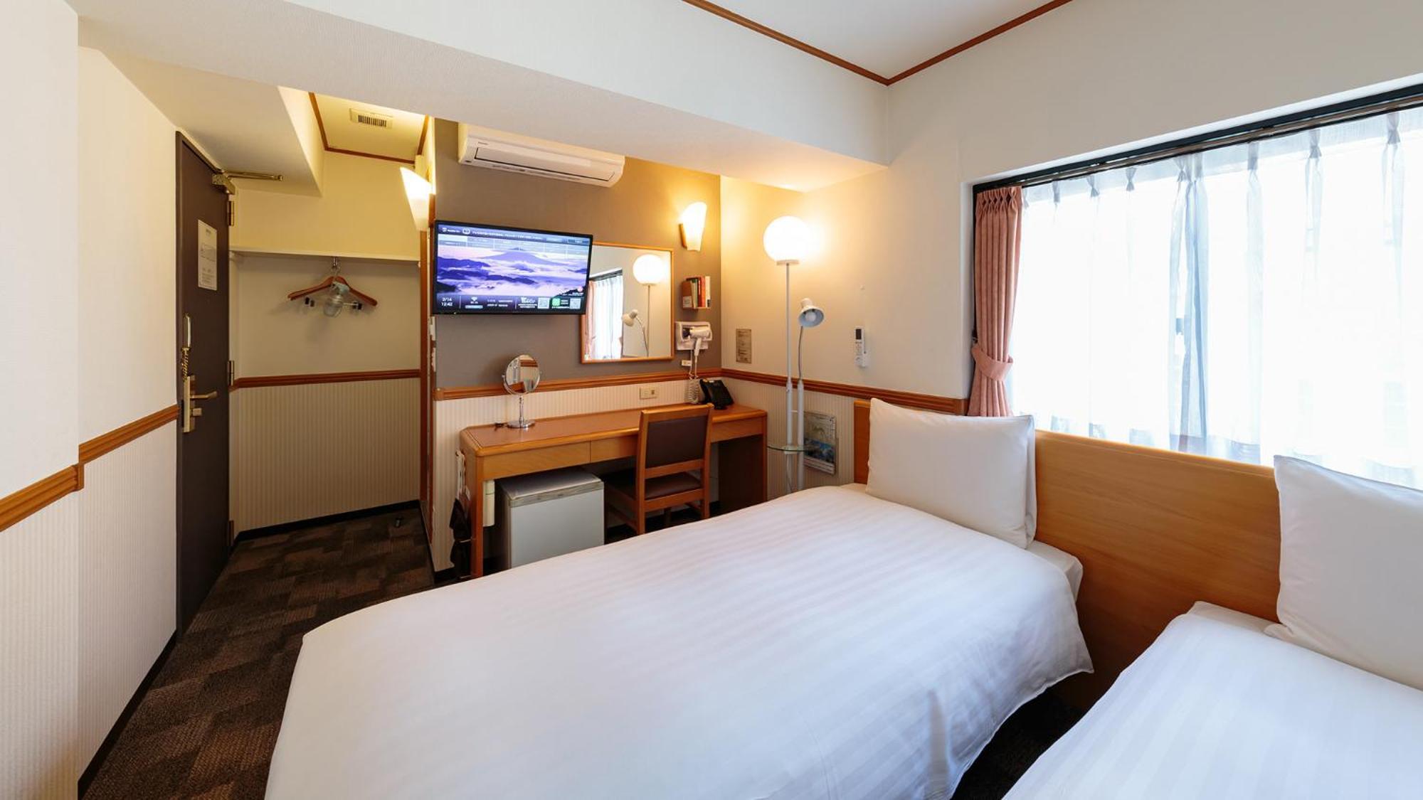 Toyoko Inn Tokyo Tozai-Sen Nishi-Kasai Room photo