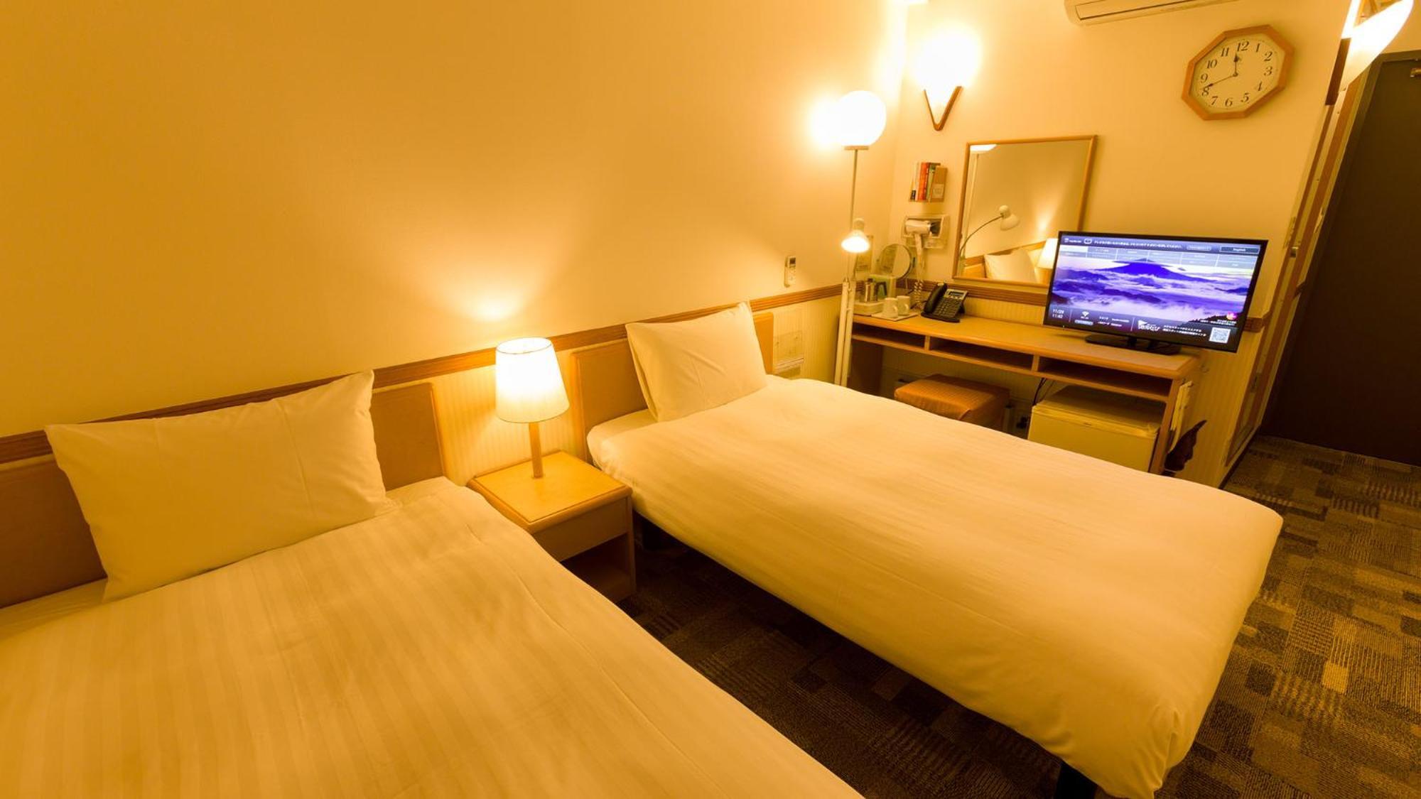 Toyoko Inn Tokyo Tozai-Sen Nishi-Kasai Room photo